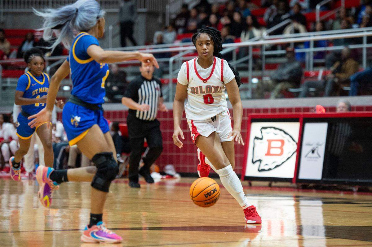 Biloxi’s Jayla Carriere dribbles the ball during a game against St. Martin at Biloxi High School in Biloxi on Tuesday, Jan. 7, 2025.