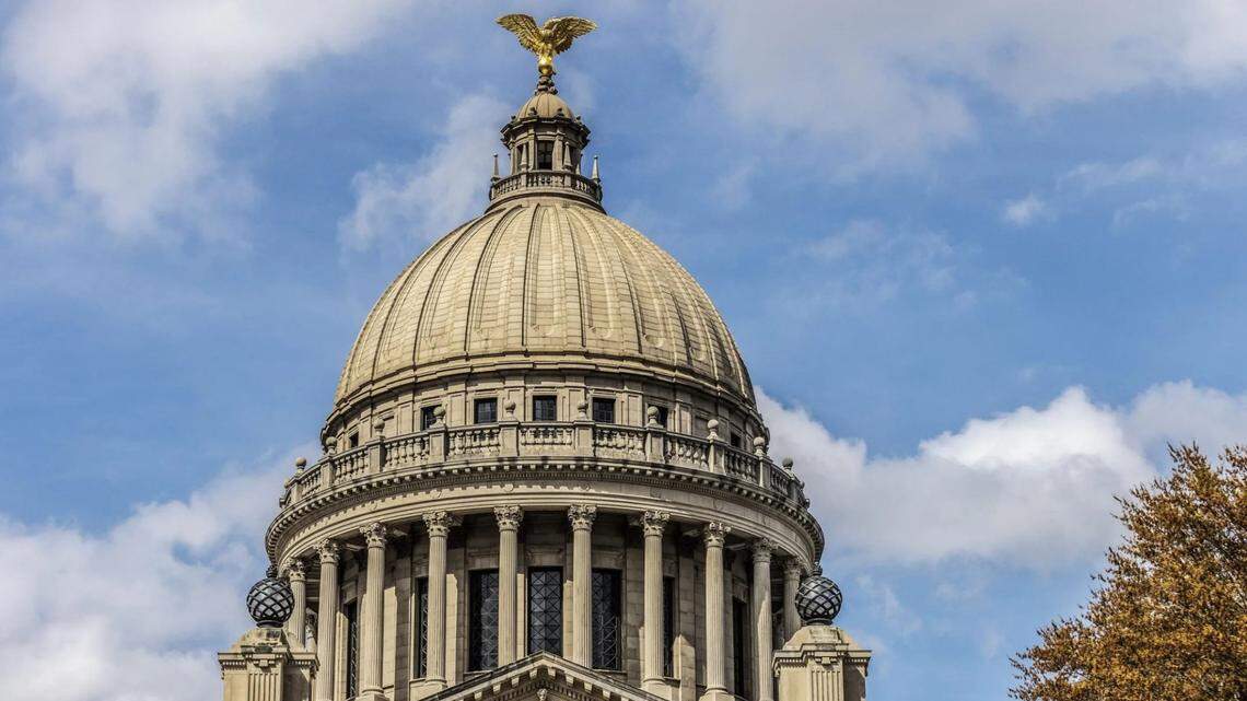 Lawmakers attack idea of turning former North MS hotel into housing for migrant children