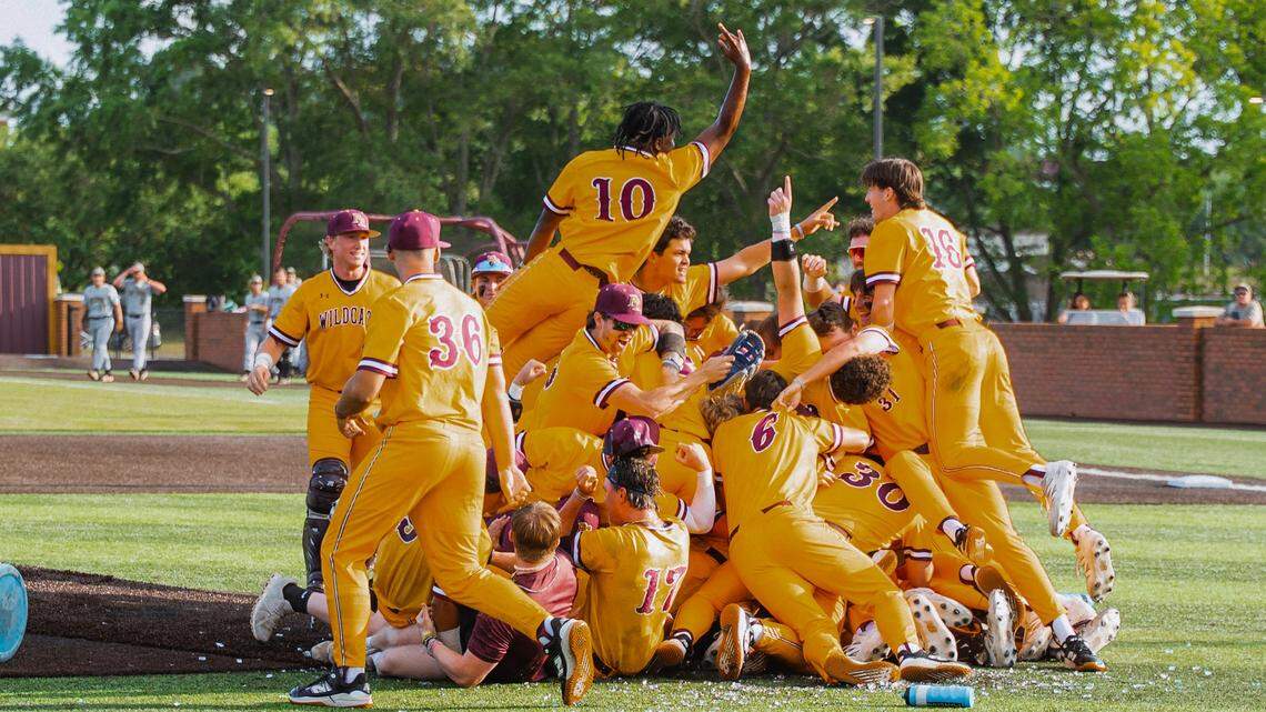 Former Gulfport standout delivers winning hit in D-II JUCO national championship