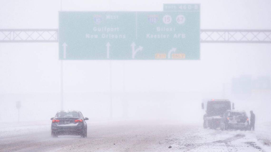 PHOTOS: Incredible scenes from across South Mississippi as rare winter storm blankets area