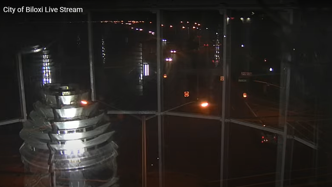 This screenshot shows the livestream from the top of the Biloxi lighthouse at Saturday 28, 2021.