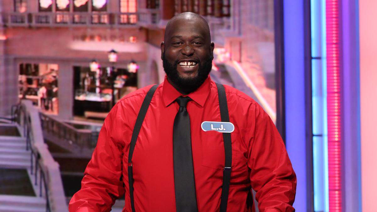 LJ Gaddis, of Gulfport, spinf the wheel on a taping of the game show “Wheel of Fortune.” The show will air Wednesday at 6:30 p.m.