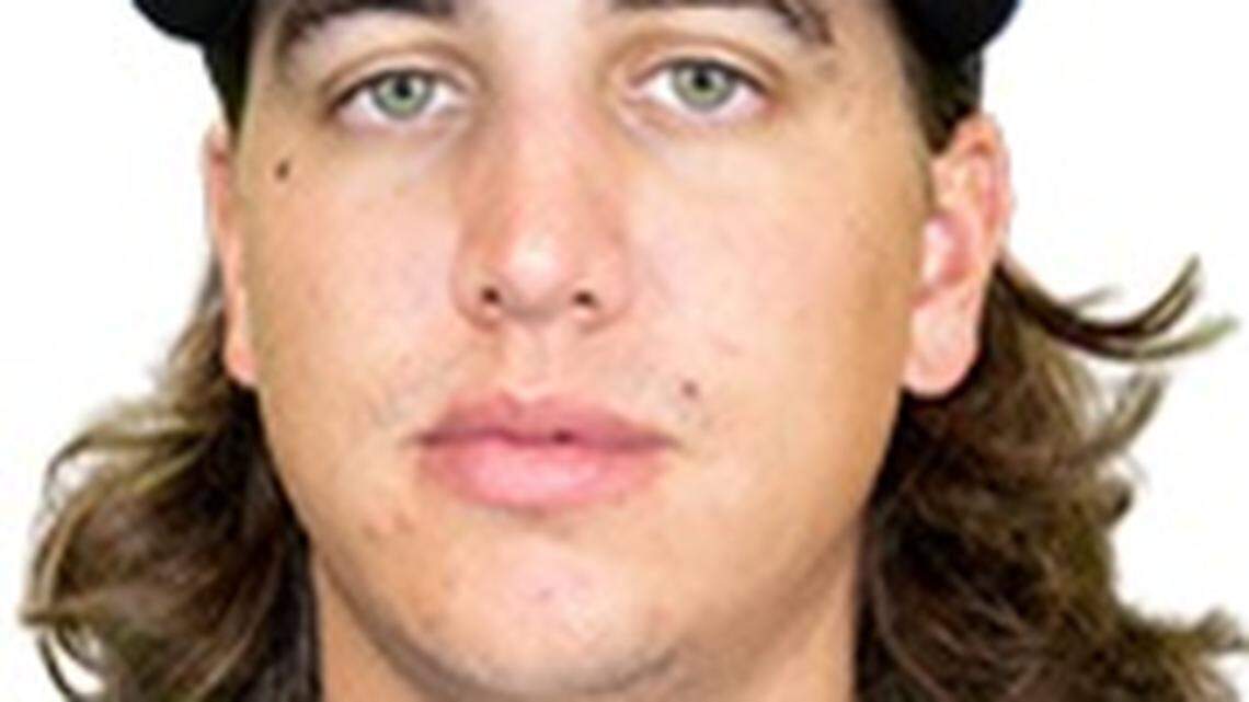 Shuckers shut down Blue Wahoos behind File in Game 2