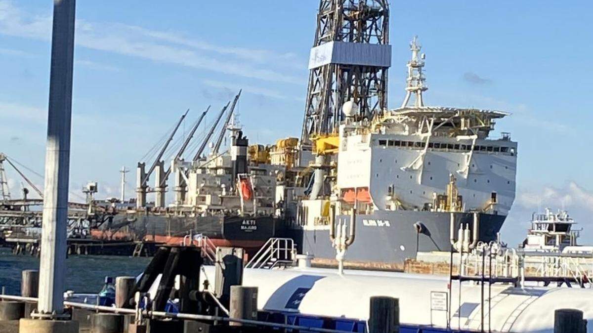 A drillship sits up against a bulk carrier vessel March 12, 2022, in Pascagoula, Mississippi. The vessels collided when the mobile drilling unit vessel broke free of its moorings due to high winds. (U.S. Coast Guard courtesy photo by Coast Guard Sector Mobile)