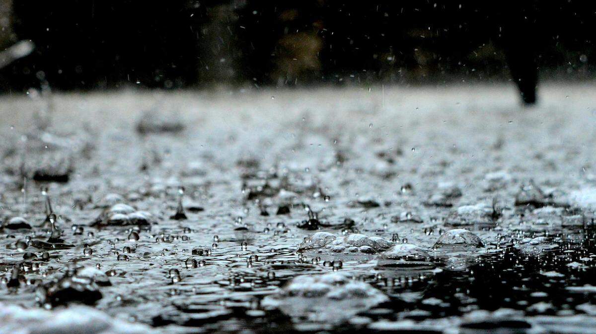 An Omega block may cause flooding on the MS Coast as meteorologists predict a chance of rain Thursday through Monday.