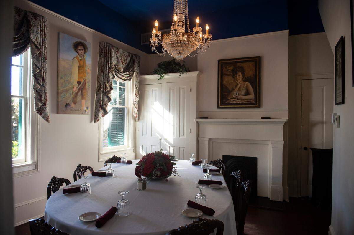 One of the dining rooms at Mary Mahoney’s in Biloxi on Friday, Jan. 27, 2023. Many celebrities have dined in the various dining rooms throughout the years.