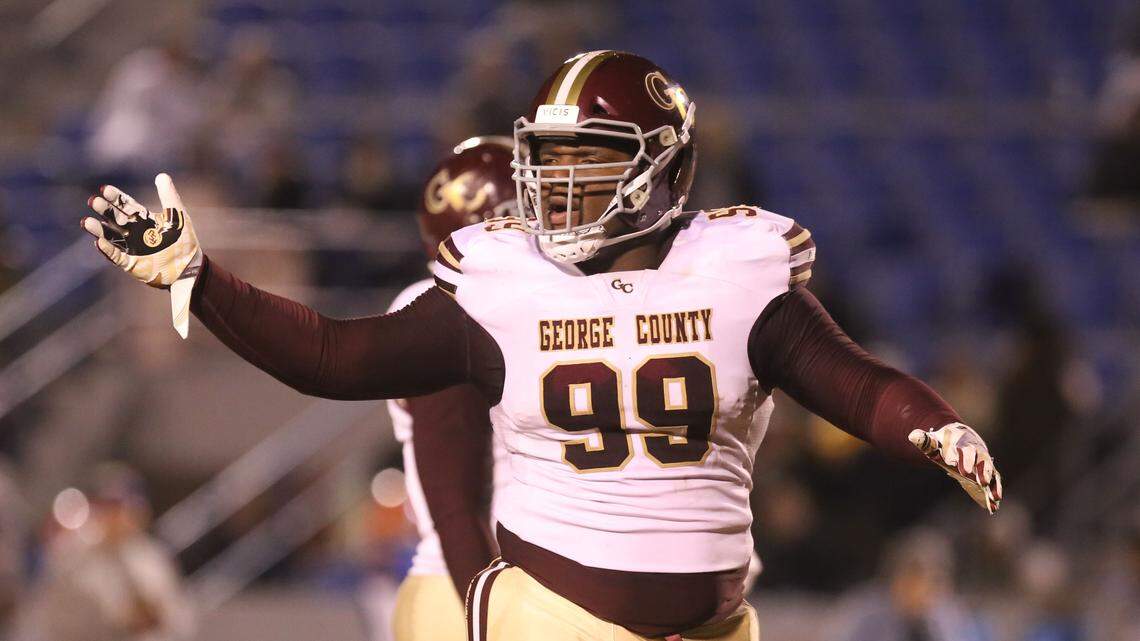 Where will McKinnley Jackson play college football? Here are his final four options.