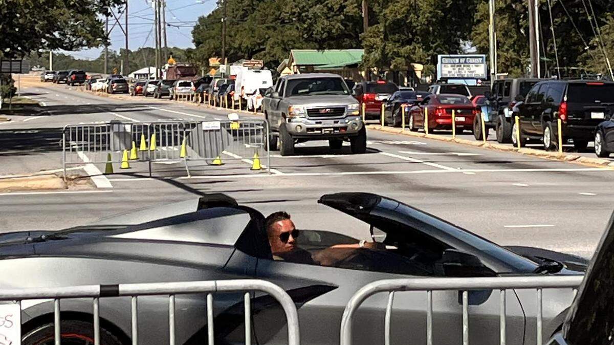 Traffic backs up Friday, Oct. 11, 2024, in Ocean Springs due to a malfunction with the Fort Bayou Bridge.