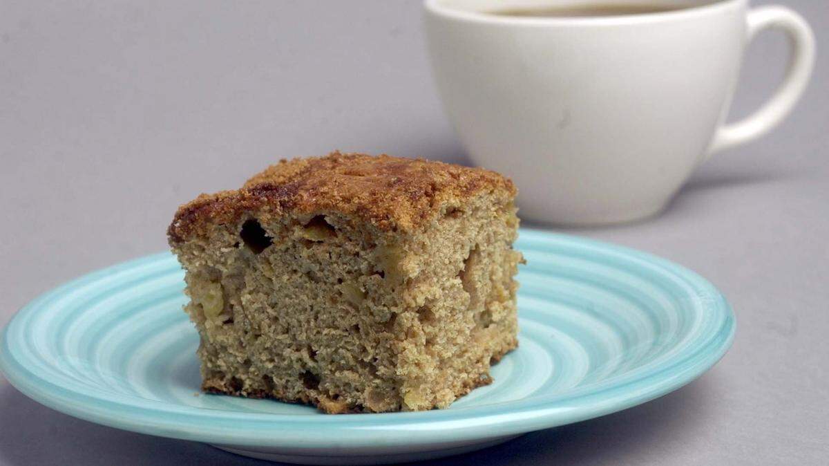 HUGH GRANNUM/TNSThis apple coffee cake freezes well.