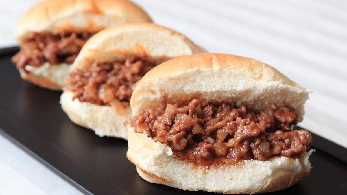 Using the right blend of seasonings -- without salt -- can make delicious sloppy Joe sliders.