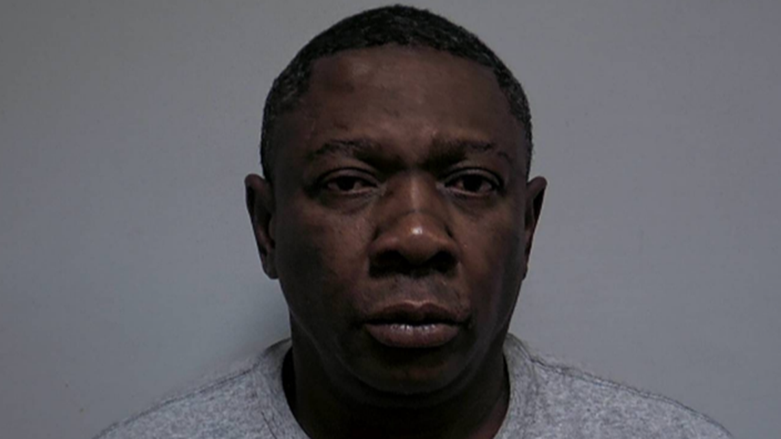 Biloxi police asking for tips to find stabbing, armed robbery suspect