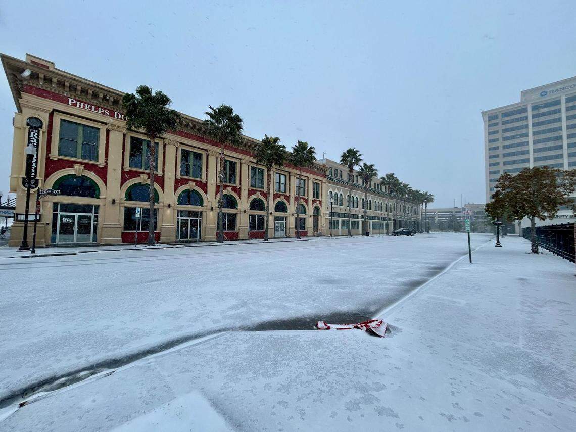Scenes from Gulfport on Tuesday, Jan. 21, 2025, a day when snow blanketed South Mississippi.