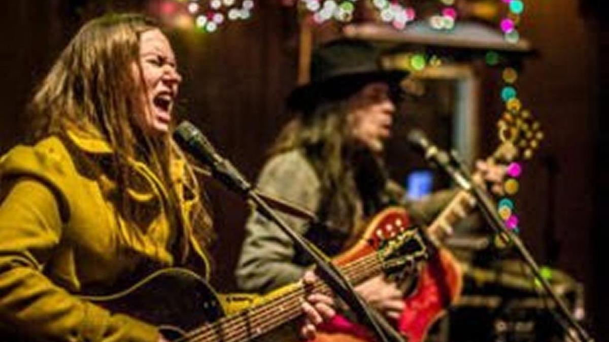 The Alabama Gulf Coast-based husband and wife duo of Anthony and Savana Lee Crawford, aka Sugarcane Jane, will be at the Mary C. O’Keefe Cultural Center in Ocean Springs on Aug. 19.