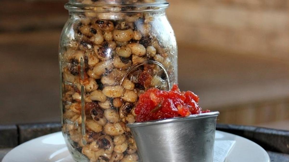Deep fried black-eyed peas make for a great snack and a good snake to go with a cold beer.