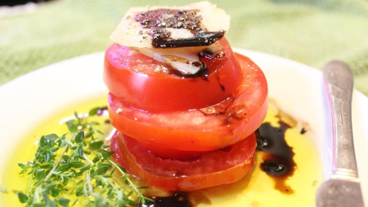 Few things go together as well as fresh tomatoes and olive oil.