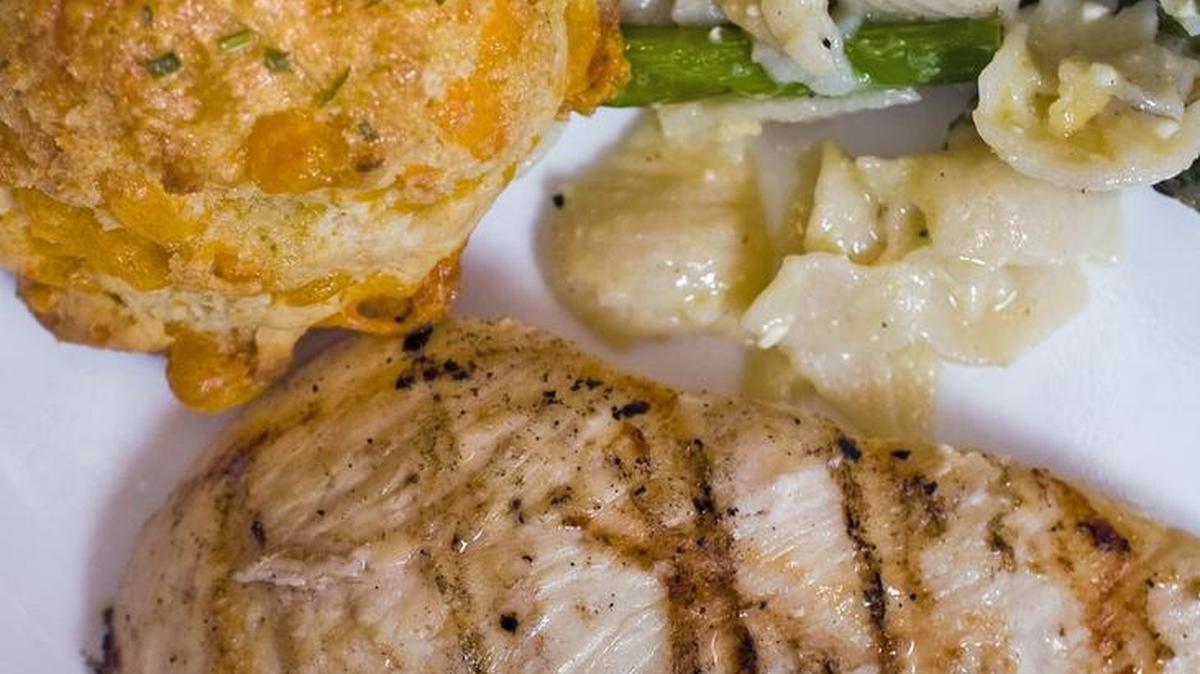 Grilled chicken is great summertime treat.