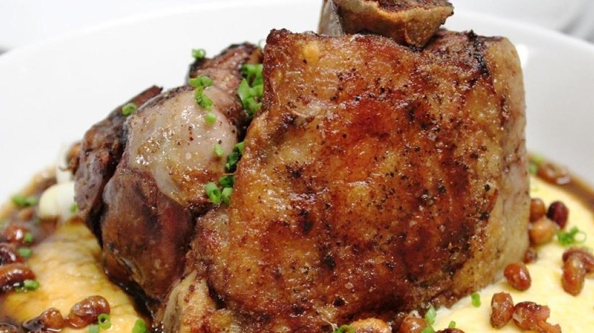 Veal or pork shanks can be substituted for lamb shanks.