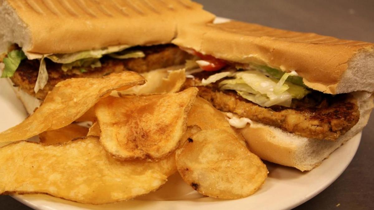 The crabmeat po-boy has its origins in Biloxi.