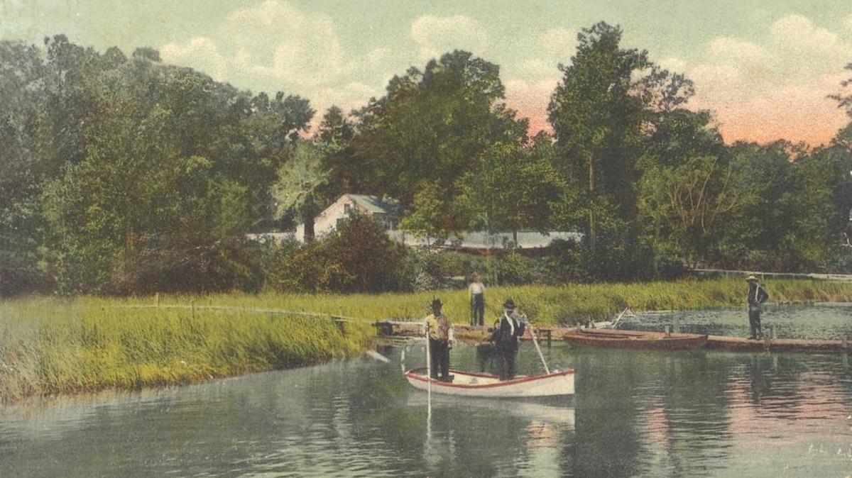 The Popp Place, also called Popp’s Ferry, was described in news articles as beautiful and well-landscaped. In this early 1900s post card, the upper part of the house hints at its size. Built in the late 19th Century, this was the Coast home of John Popp and his wife Mary. The estate bordered Biloxi Bay and the Tchoutcabouffa River.