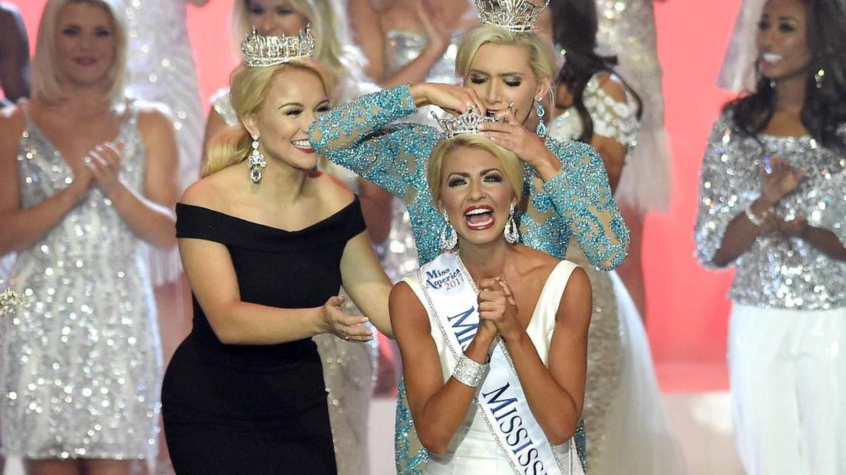 Miss Vicksburg Anne Elizabeth Buys is crowned Miss MIssissippi 2017 on Saturday, June 24, 2017, the final night of the Miss Mississippi Pageant at the Vicksburg Convention Center in Vicksburg, Miss.