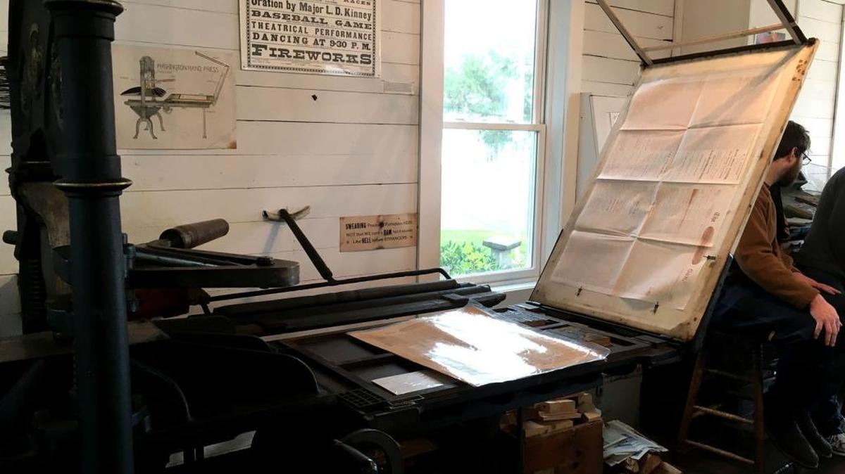 A Washington Hand Press that still works is at the Marshfield Sun Printing Museum in Coos Bay, Oregon. The press was used to by Jesse Luce to produce the paper until his death in 1944.