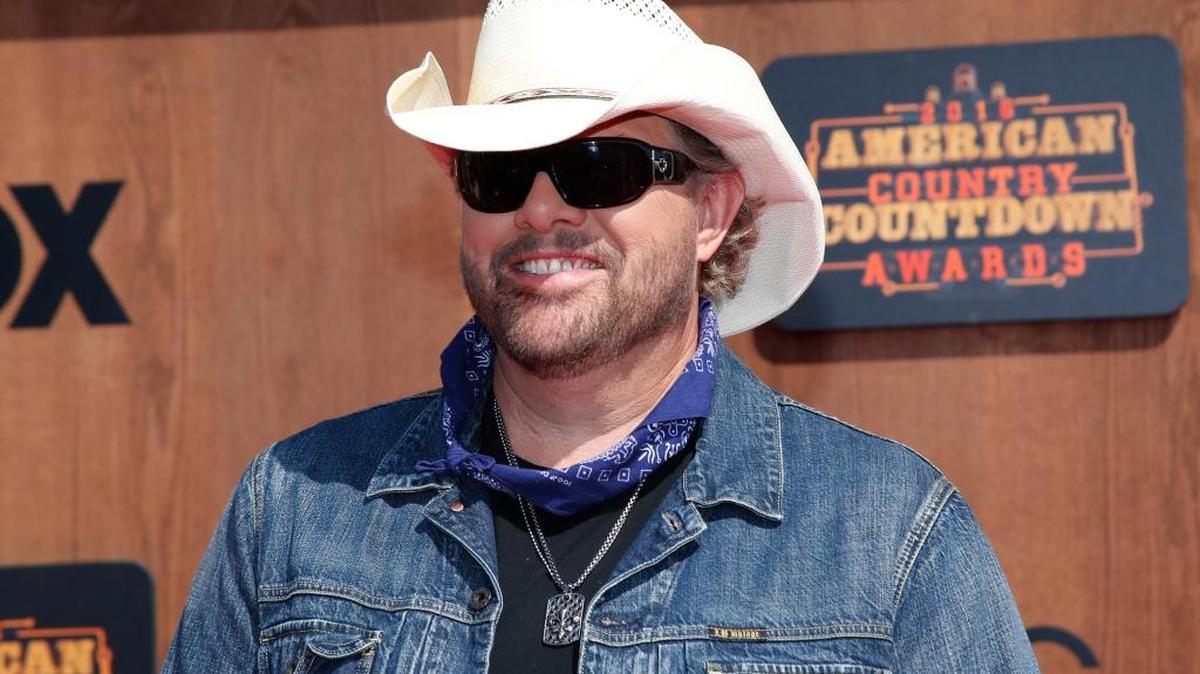 Toby Keith arrives at the American Country Countdown Awards at the Forum on May 1 in Inglewood, Calif.