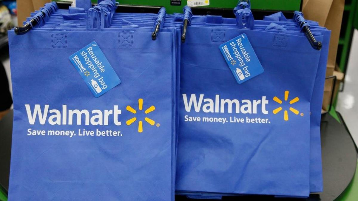 Wal-Mart buyers will hold an open-call event June 28 for made-in-America products.