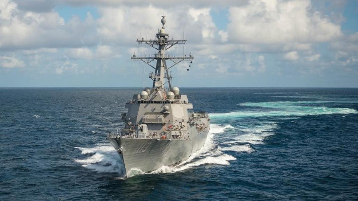 Ingalls Shipbuilding's 29th Arleigh Burke (DDG 51) destroyer John Finn (DDG 113) sails the Gulf of Mexico during sea trials.