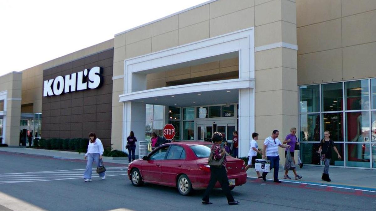 Customers outside the Kohl's store at The Promenade in D'Iberville. Kohl's is hiring holiday employees nationwide.