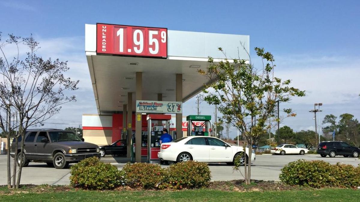 Drivers fill up Monday at Murphy Express on Eisenhower Drive in Biloxi, where gasoline was 10 cents a gallon less than at nearby service stations. Gas prices averaged $2.07 on the Coast Monday and fuel experts say prices are on the rise.