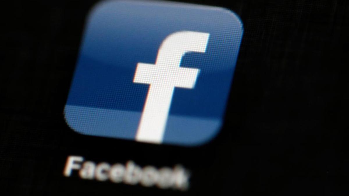 Facebook is making it harder for users to see local news stories.