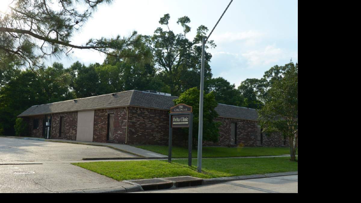  HEATHER MCCLELLAND -- The Delta Clinic of Baton Rouge on Colonial Drive, pictured here in 2014, said Thursday they have stopped performing abortions and are referring women to their clinic in New Orleans.
