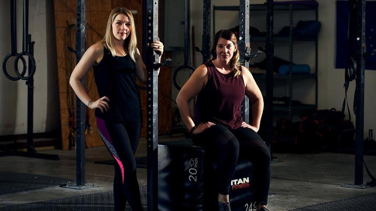 Mallisa Mott, left, and Beth O'Neil are the women behind the website and podcast Mantras & Macros. The friends, who have lost a combined 140 pounds, first met at Crossfit Portside and learned that they share the same ideas about healthy living and self love.