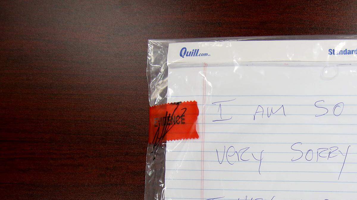 AMANDA McCOY/SUN HERALD/FILE
Gautier Police found this note, signed by Shannon Lamb, after responding to a 911 call made on Monday directing police to 2320 Santa Cruz Street in Gautier. In the 911 call Lamb said he had shot his wife. Amy Prentiss was found deceased at the residence with a gunshot wound.
