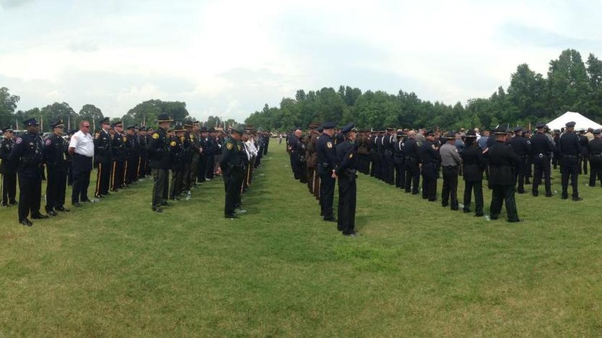 Hundreds of officers from other states traveled to Baton Rouge for services Friday honoring slain Baton Rouge officer Matthew Gerald.