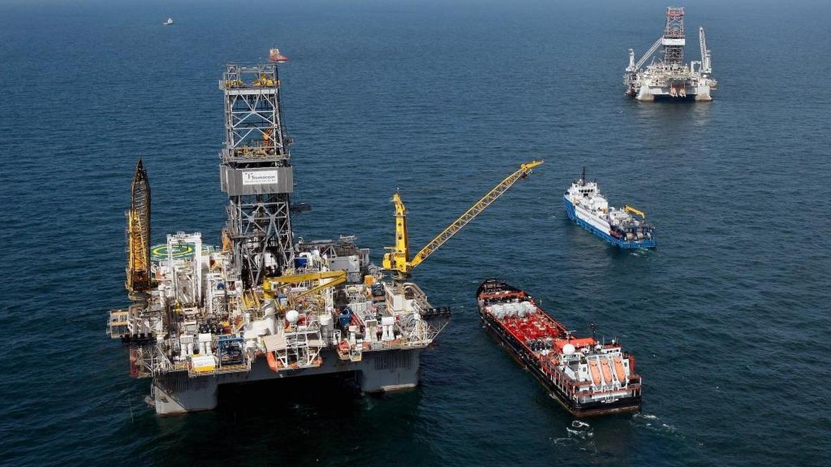 An oil rig is seen on the Gulf of Mexico near the coast of Louisiana, Saturday, Aug. 14, 2010.