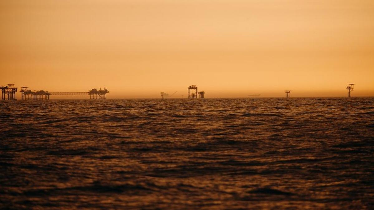 Platforms scattered on the horizon in the "Rabbit Patch," the busiest spot in the Gulf of Mexico for oil and gas production, south of Port Fourchon, La., Jan. 10, 2018. Struggling operators in the shallow waters of the gulf are benefitting from the Trump administration’s efforts to upend financial, environmental and safety regulations.