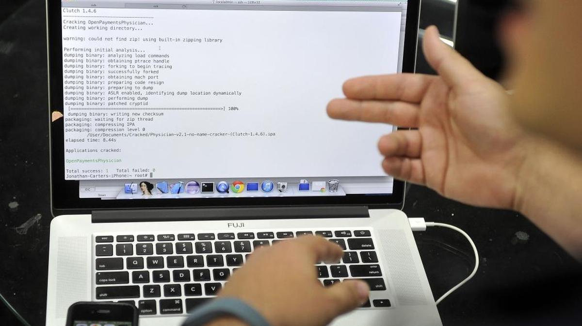 On Thursday at the Bay St. Louis Library, a class teaches how to use the internet from 10 a.m. to noon. Also Thursday, at the Pass Christian Public Library, Lauren Lindley will offer a ‘Quick Bite’ for computer questions from 1 to 2 p.m.