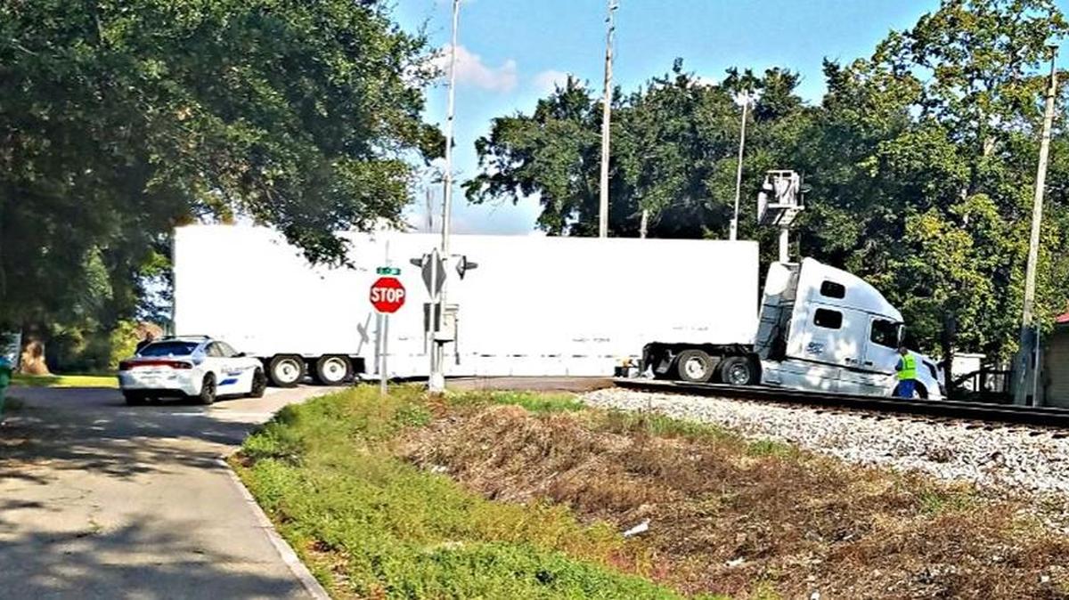 A tractor-trailer became stuck on railroad tracks at 33rd Avenue on Thursday.