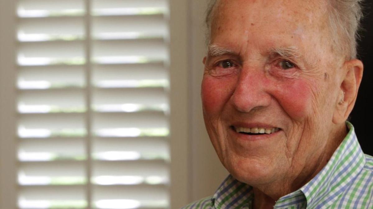 After almost 20 years, George Thatcher is retiring his ‘Beach Walks’ column in the Sun Herald.