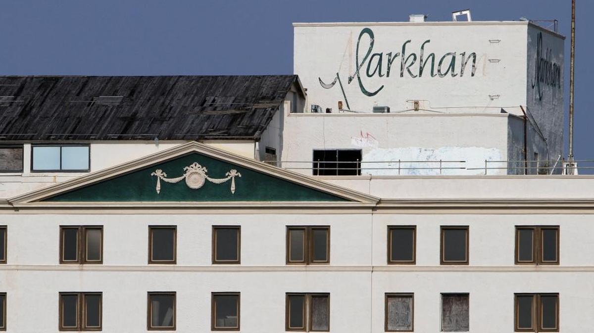 The dilapidated Markham Hotel in downtown Gulfport will be renovated as an apartment building, perhaps with a restaurant on the first floor, says Virginia attorney Robert Lubin, who is heading up the project.