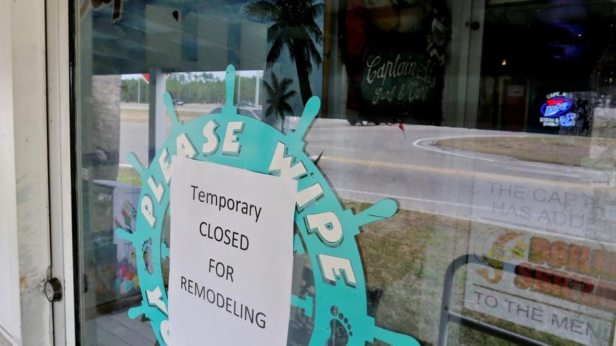 A sign posted at Captain Al’s Steak & Shrimp in Gulfport on Wednesday says the restaurant is closed for remodeling. The Mississippi Department of Health closed the restaurant on Jan. 3 after multiple customers complained of illness after eating there.