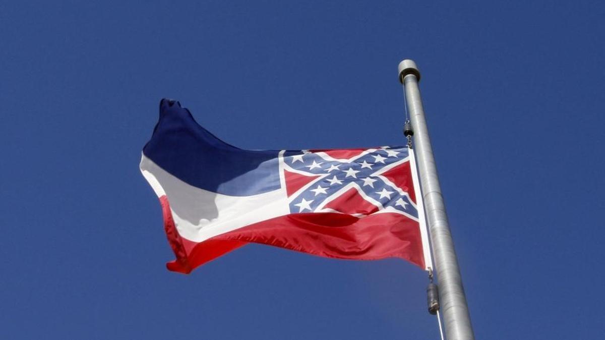 Biloxi Mayor Andrew ‘FoFo’ Gilich ordered all city facilities to fly only the U.S. flag. Several buildings were flying it, the state flag and the city flag or some combination thereof.