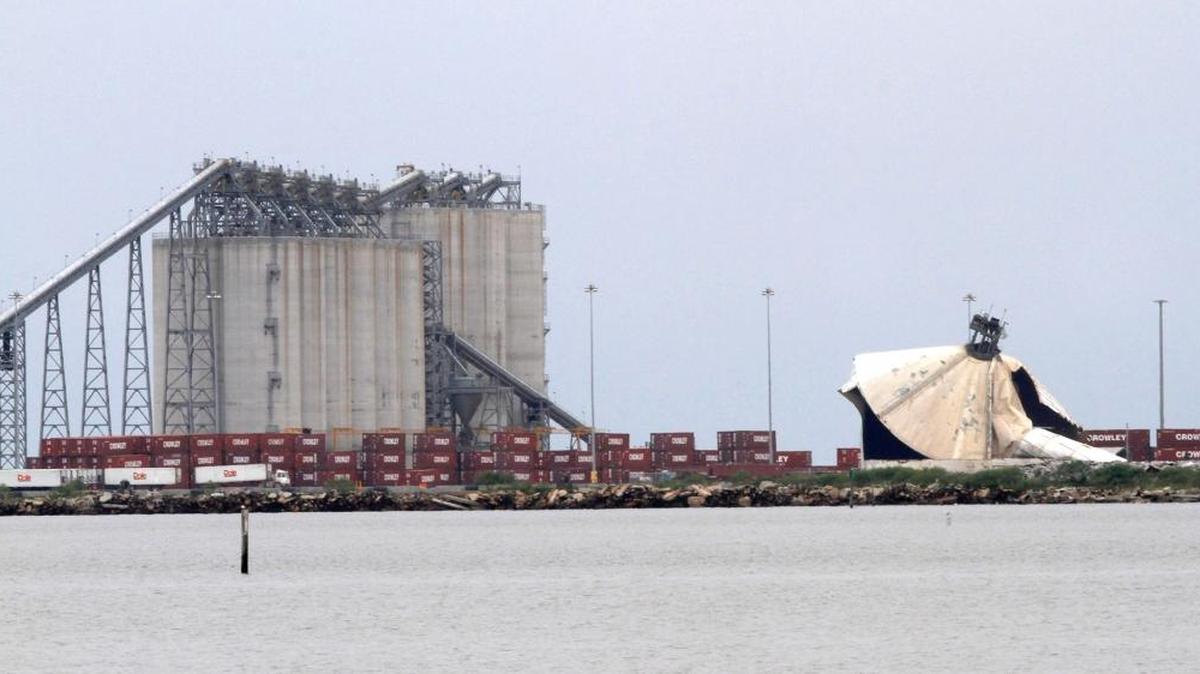 Old DuPont silos are being demolished this week on the Port of Gulfport’s West Pier, with 15 new silos at the pier’s south end holding material for products made by DuPont spinoff Chemours.