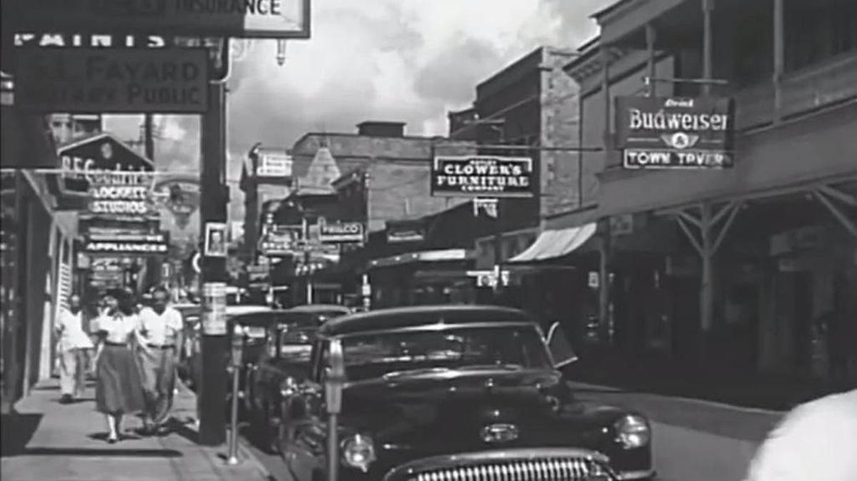 The look of Howard Avenue in Biloxi in the 1950s when it was a thriving downtown will be recalled during the first Preservation in May event on Thursday.