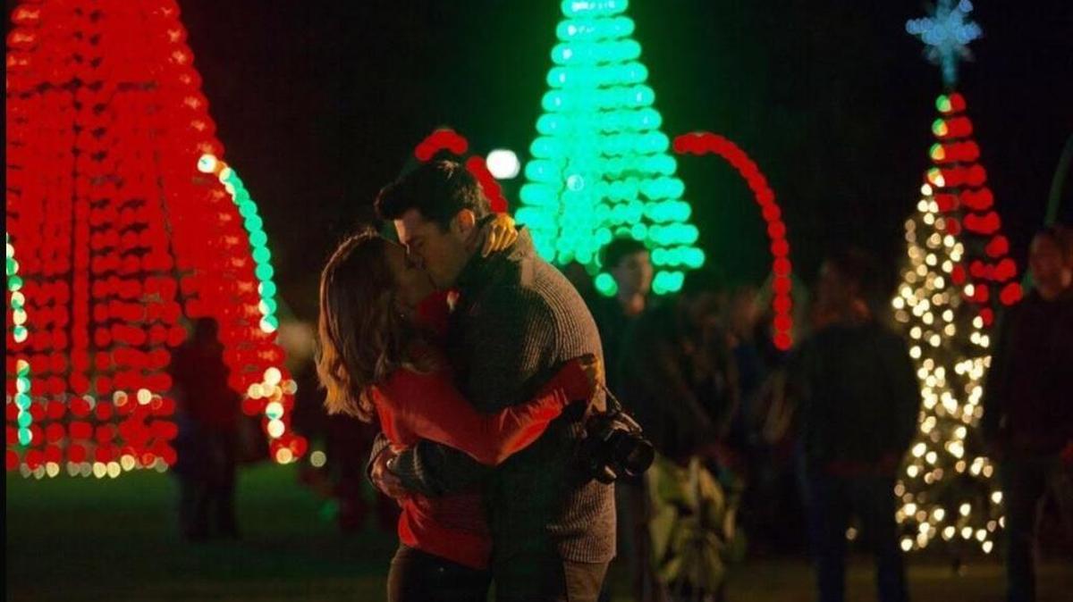 Jana Kramer and Wes Brown star in “Christmas in Mississippi.” The movie filmed in Jones Park in Gulfport.