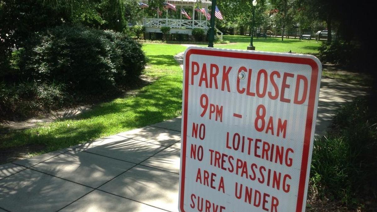 Ocean Springs has set hours in which to close the popular downtown Marshall Park because the homeless spend the night there.