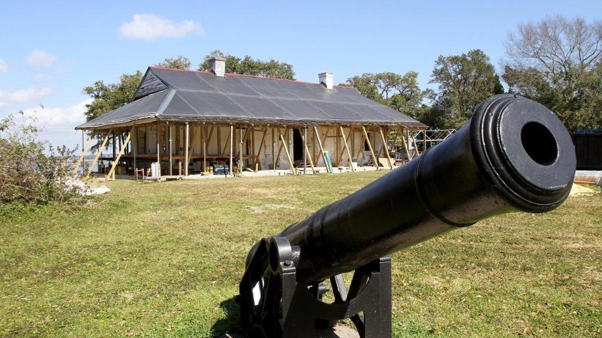 A crew from Southern Miss was at the LaPointe–Krebs House in February 2016 to take core samples of some of the wood beams.