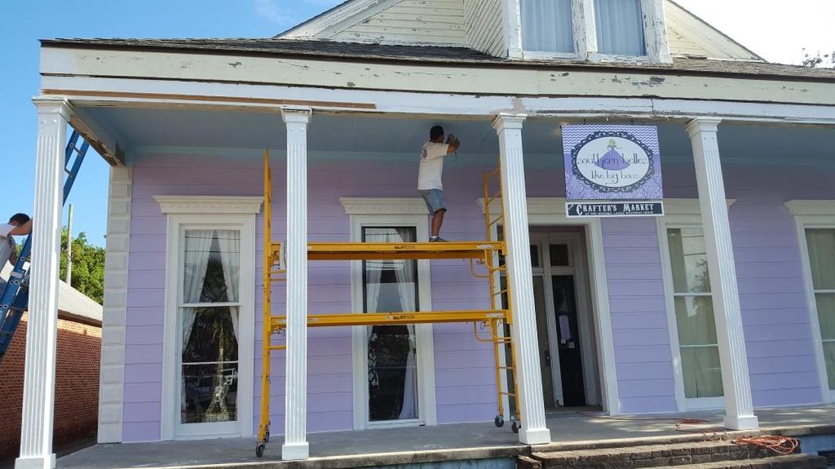 The Southern Belles Like Big Bows boutique on Krebs Avenue in Pascagoula is getting a facelift thanks to the Facade Grant program with the Jackson County Chamber of Commerce, sponsored by corporations in the area to help small businesses.