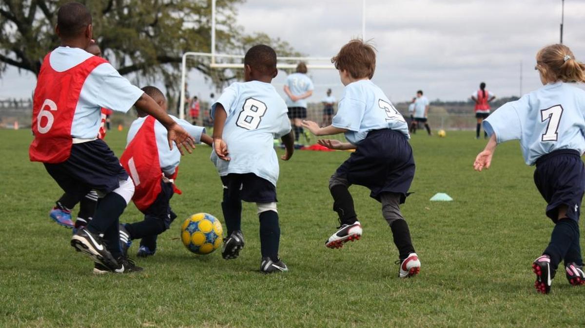 Moss Point sports programs in its Recreation Department helped the River City win the Healthiest Hometown in Mississippi award given by the Blue Cross & Blue Shield Foundation of Mississippi.